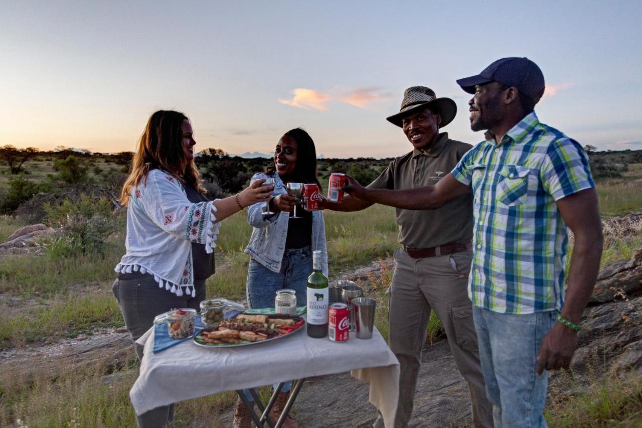 Naankuse Lodge Windhoek Ngoại thất bức ảnh