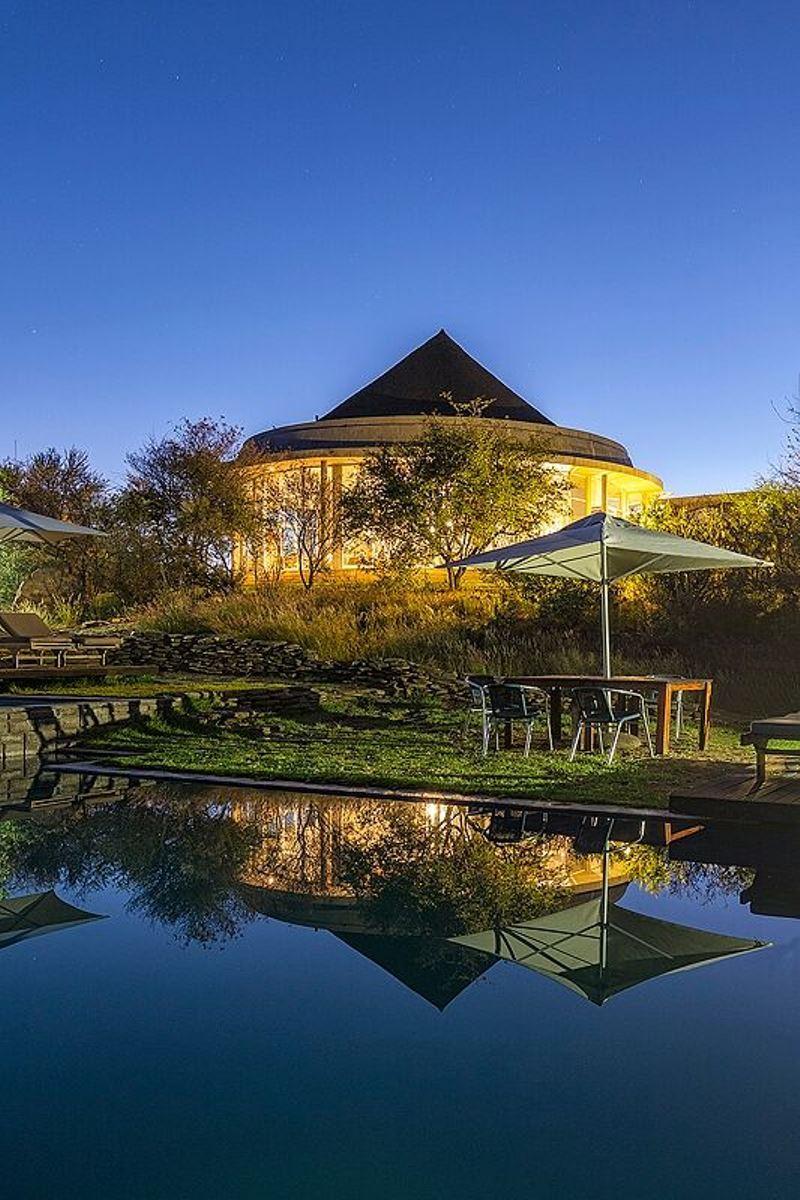 Naankuse Lodge Windhoek Ngoại thất bức ảnh