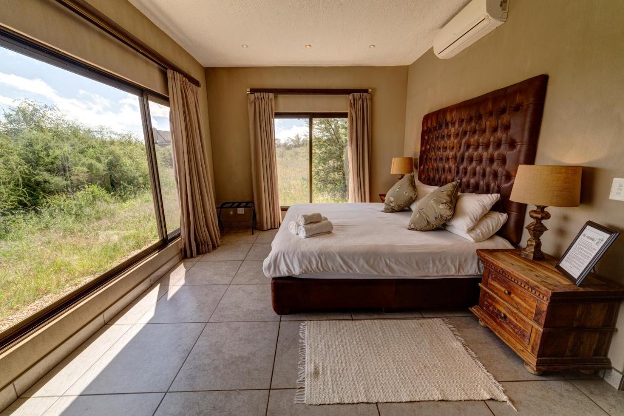 Naankuse Lodge Windhoek Ngoại thất bức ảnh