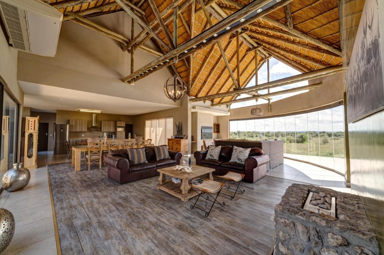 Naankuse Lodge Windhoek Ngoại thất bức ảnh